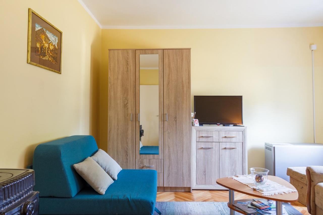 Apartman Bogojevic ゴルバッツ エクステリア 写真
