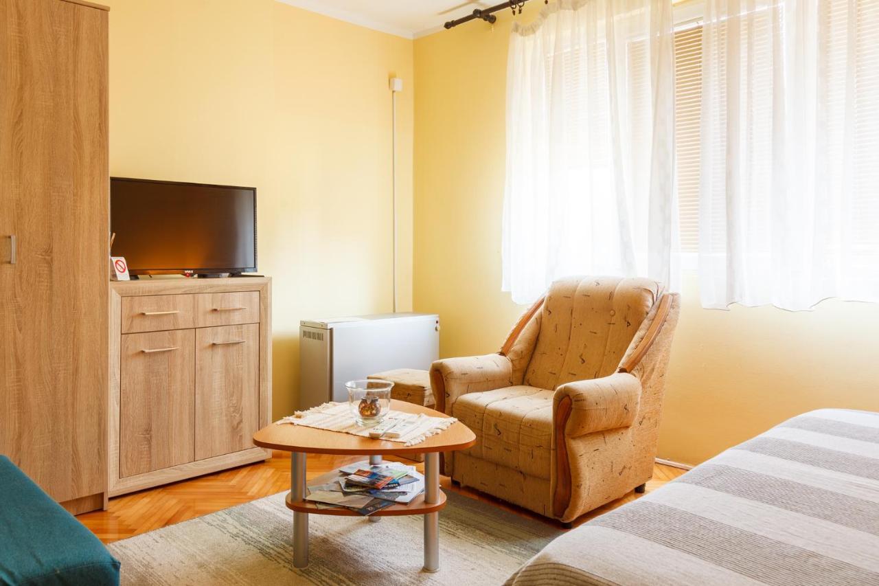 Apartman Bogojevic ゴルバッツ エクステリア 写真